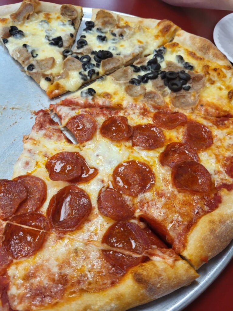 Vinnie\'s Pizza 2